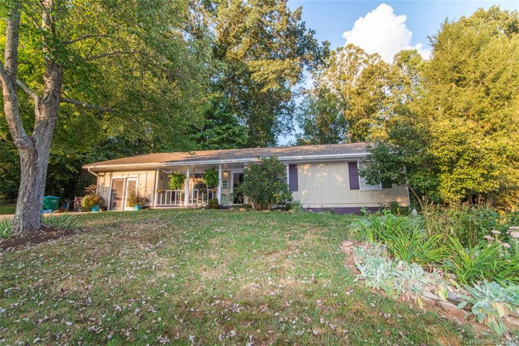 19 Glen Meadows Road - Photo 2