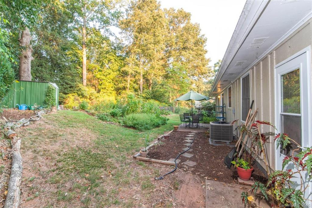 19 Glen Meadows Road - Photo 17