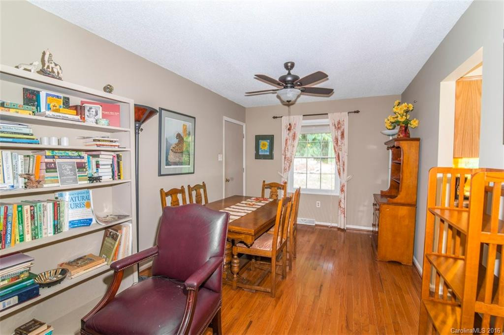 19 Glen Meadows Road - Photo 5