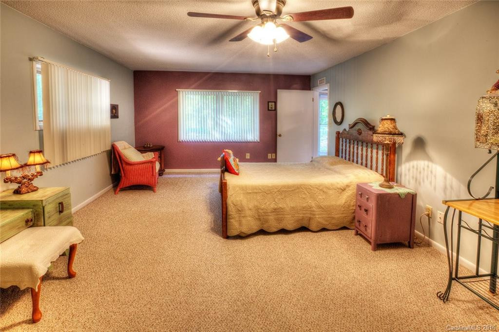 290 Skyland Drive - Photo 20