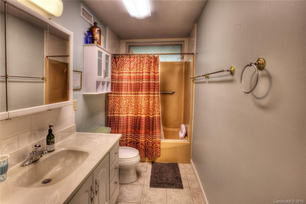 290 Skyland Drive - Photo 21