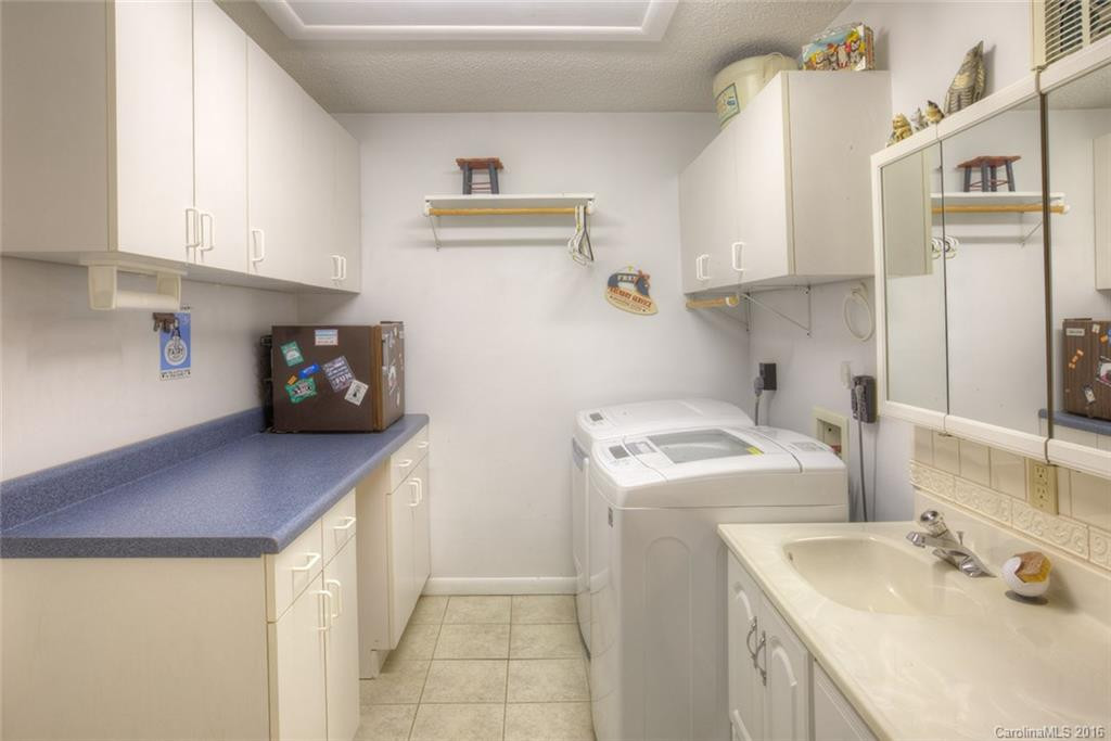 290 Skyland Drive - Photo 22