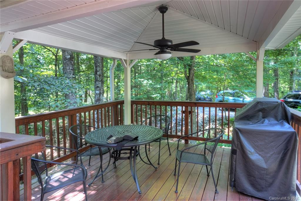290 Skyland Drive - Photo 4