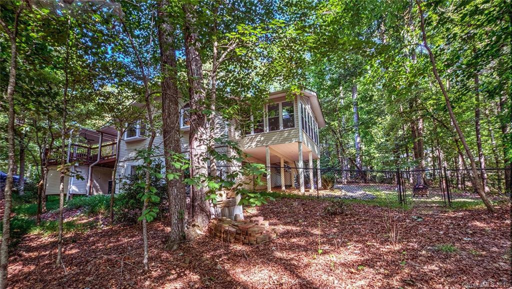 290 Skyland Drive - Photo 5