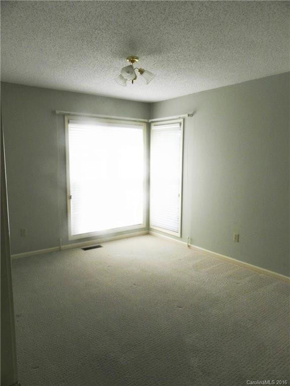 6 Park Avenue - Photo 14