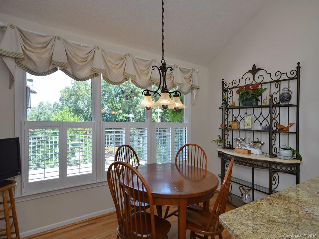 126 Stonebridge Drive - Photo 12