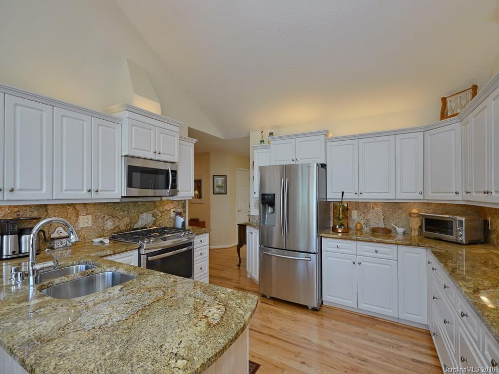 126 Stonebridge Drive - Photo 14