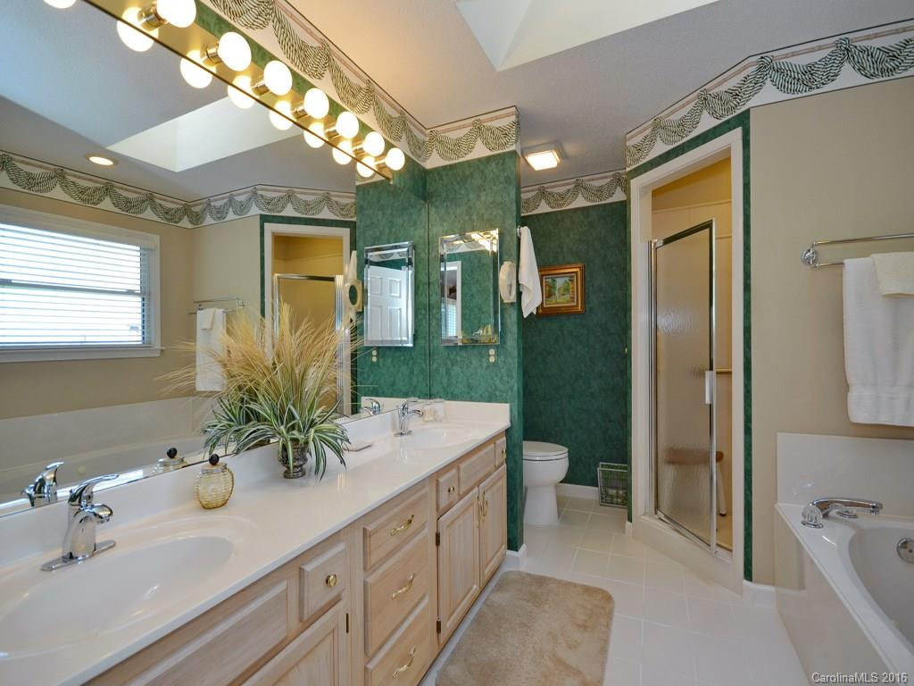 126 Stonebridge Drive - Photo 17