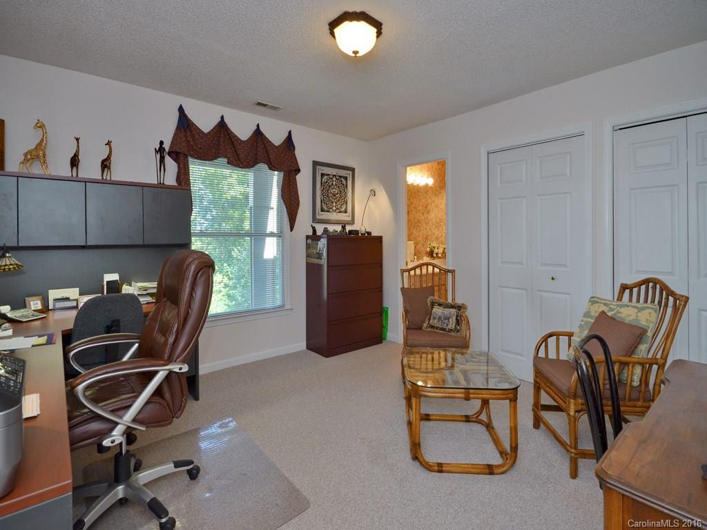 126 Stonebridge Drive - Photo 21