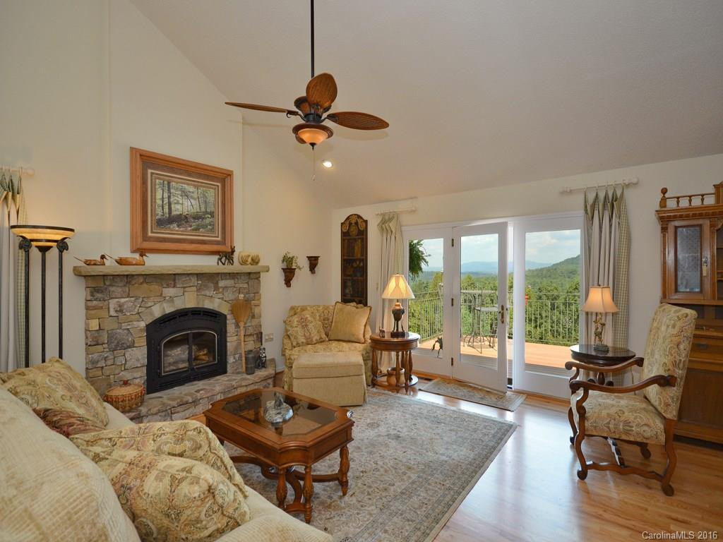 126 Stonebridge Drive - Photo 5