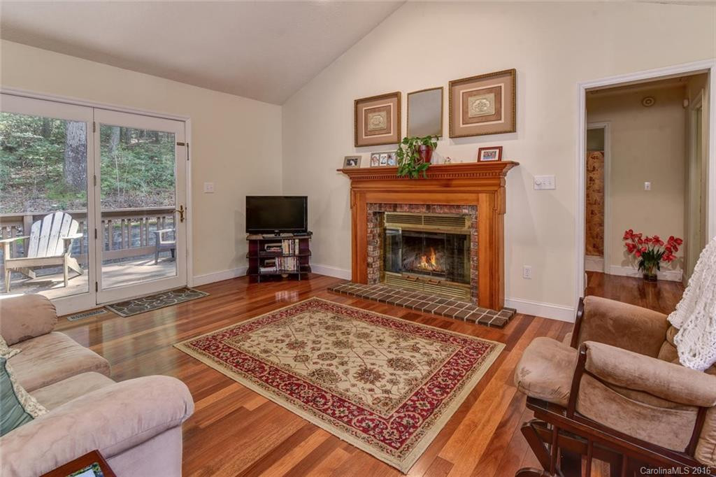 140 Evergreen Hill Drive - Photo 4