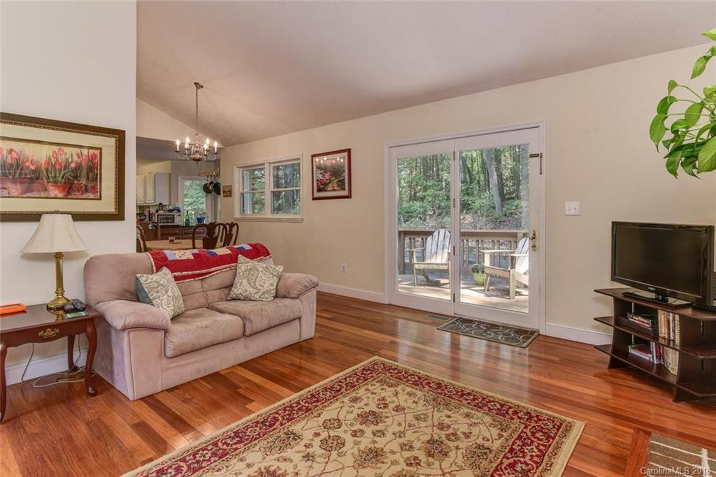 140 Evergreen Hill Drive - Photo 5