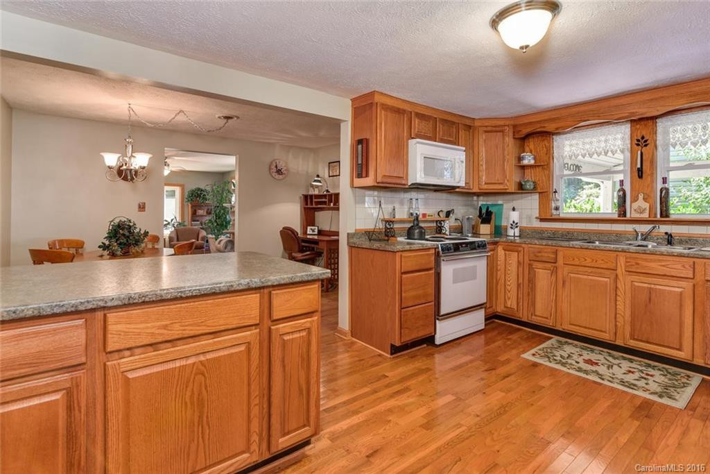 53 Le-An-Hurst Road #13 - Photo 6