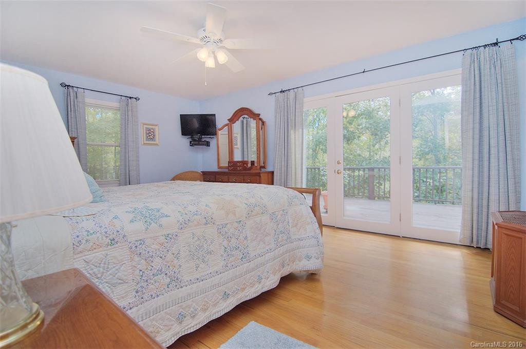 325 Aberdeen Farm Drive - Photo 9