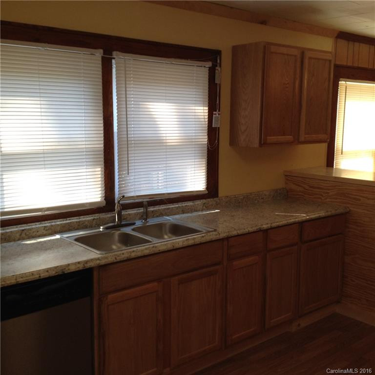 324 Harmon Street - Photo 5