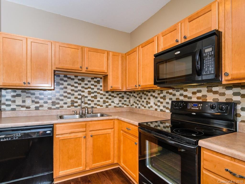291 Brickton Village Circle ##103 - Photo 4
