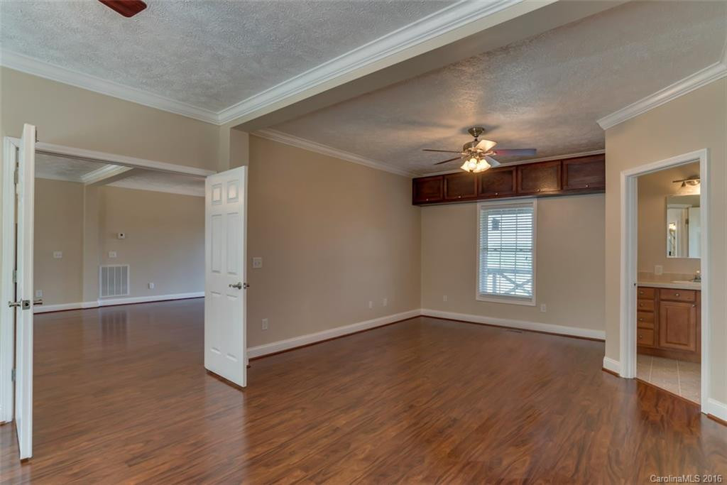 389 River Road - Photo 14