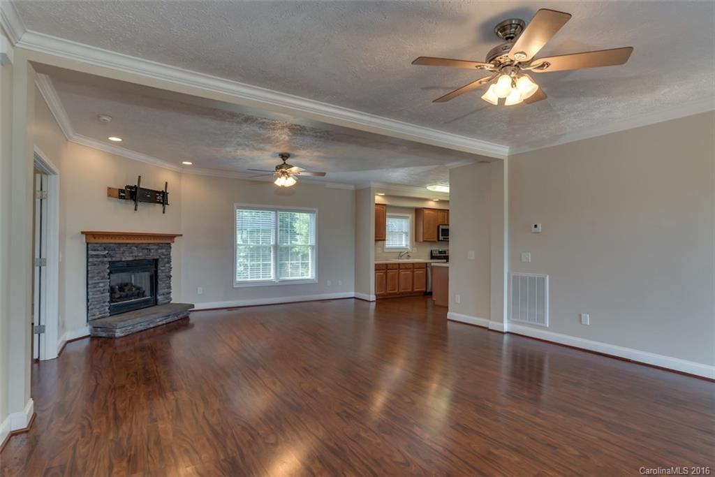 389 River Road - Photo 8