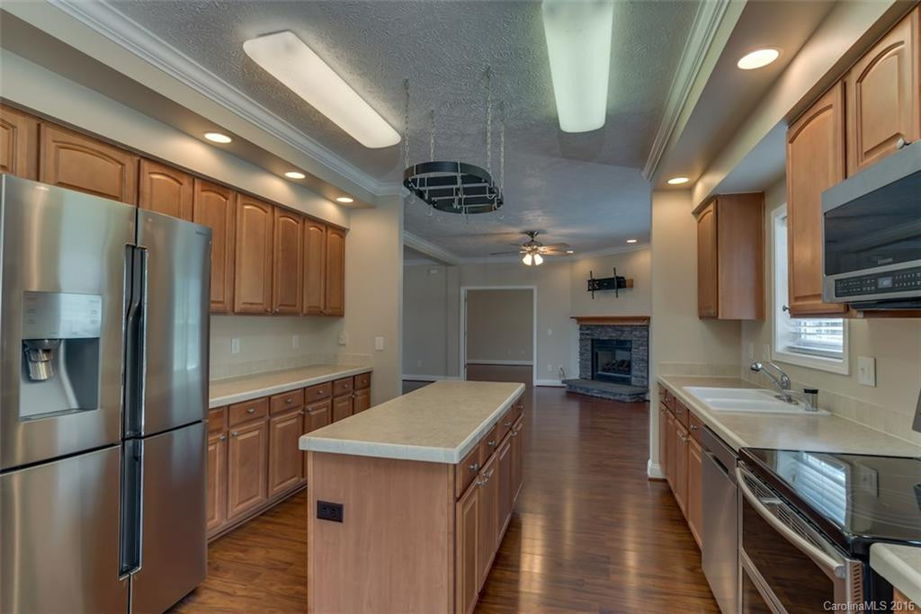 389 River Road - Photo 10