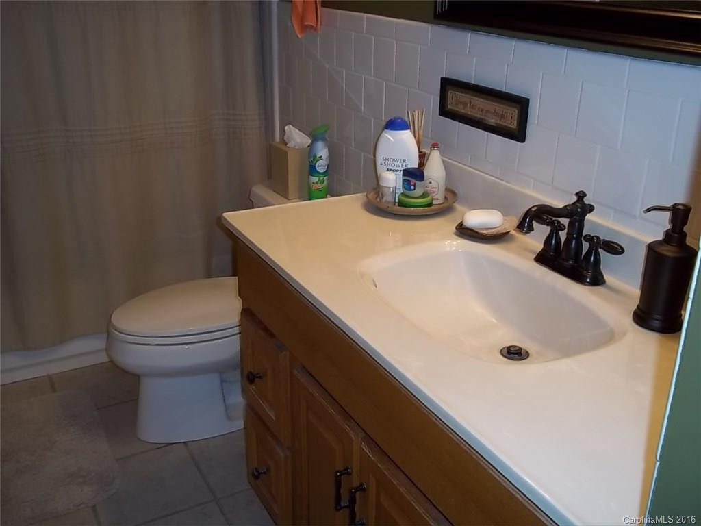 547 Robin Hood Road - Photo 19