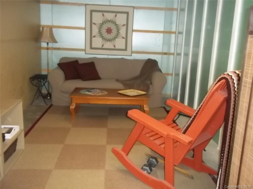 547 Robin Hood Road - Photo 22