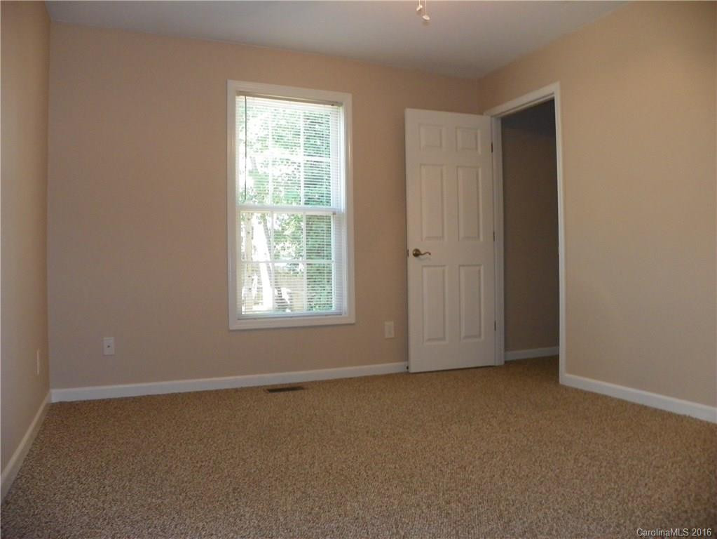 10 Bear Creek Drive - Photo 17