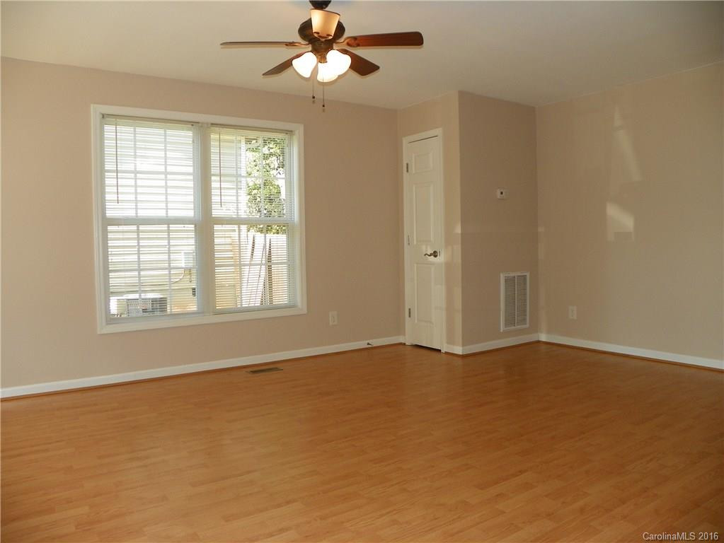10 Bear Creek Drive - Photo 4