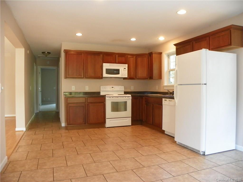 10 Bear Creek Drive - Photo 5
