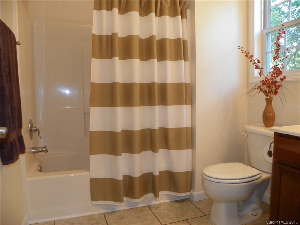 10 Bear Creek Drive - Photo 9