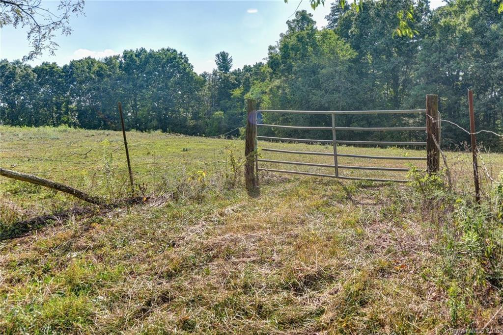 697 Long Ridge Road - Photo 2