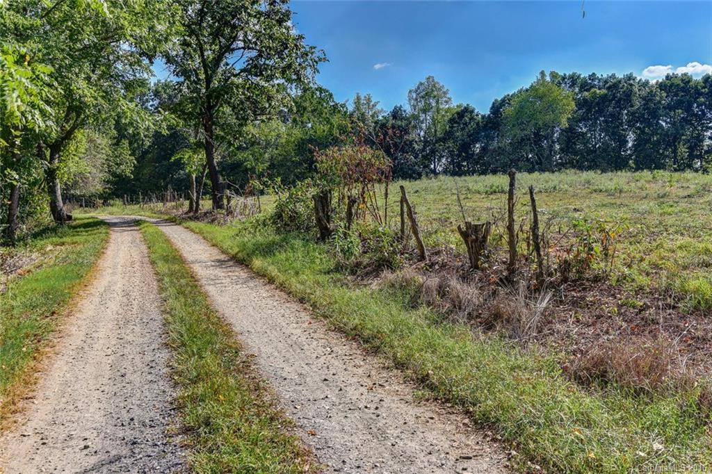 697 Long Ridge Road - Photo 3