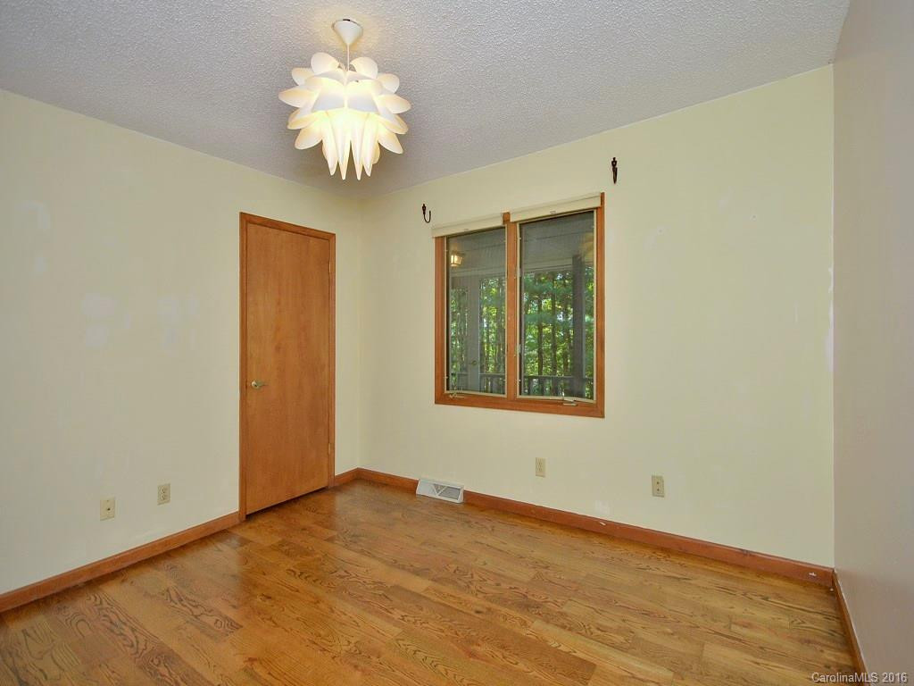 115 Indian Woods Trail - Photo 17