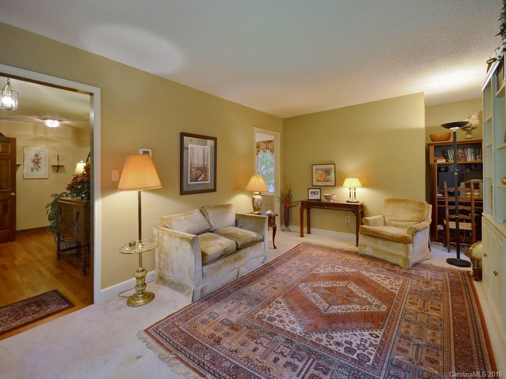 5 Knollwood Place - Photo 12