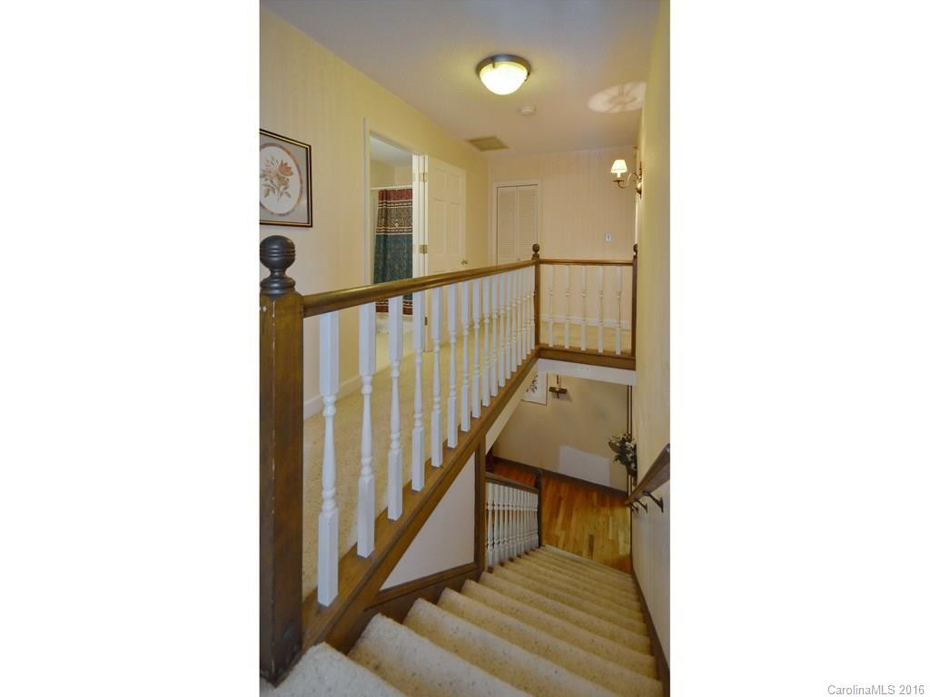 5 Knollwood Place - Photo 16