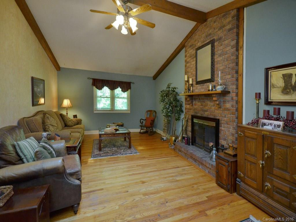 5 Knollwood Place - Photo 3