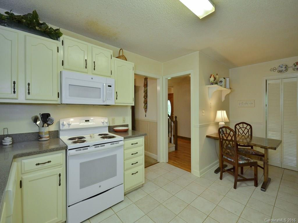 5 Knollwood Place - Photo 7