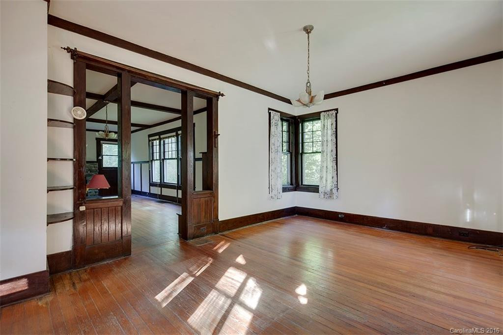 705 Probart Street - Photo 2