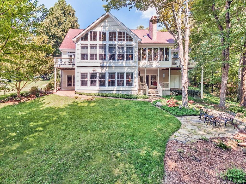154 Founders Drive - Photo 2