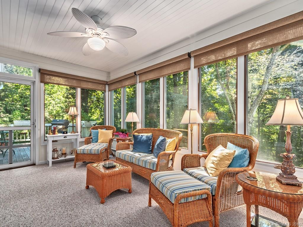 154 Founders Drive - Photo 4