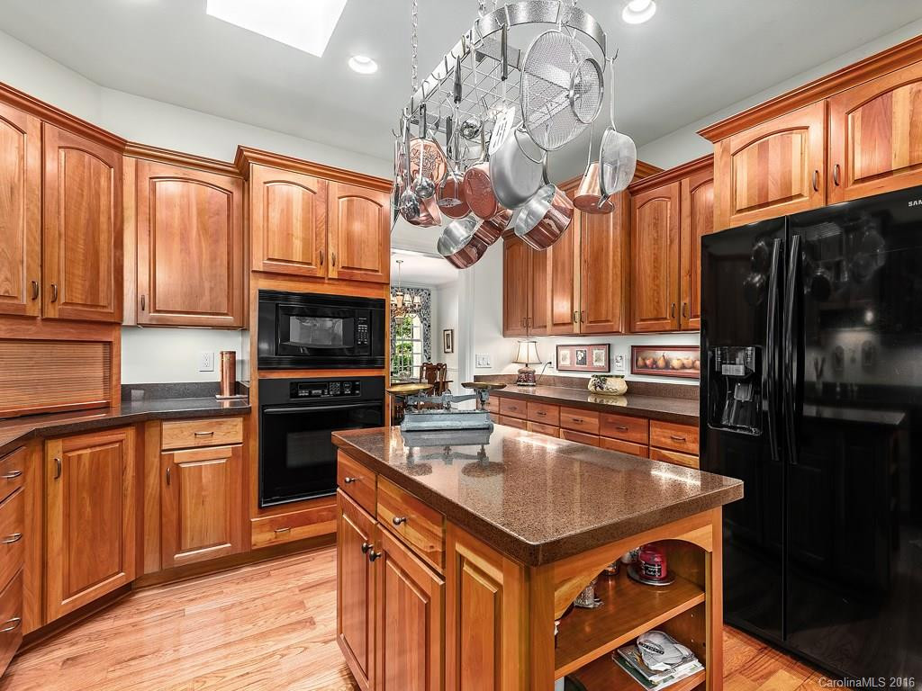 154 Founders Drive - Photo 7