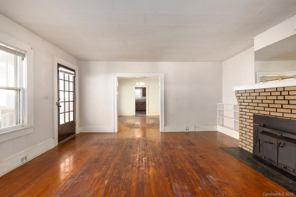 76 Harris Avenue - Photo 2