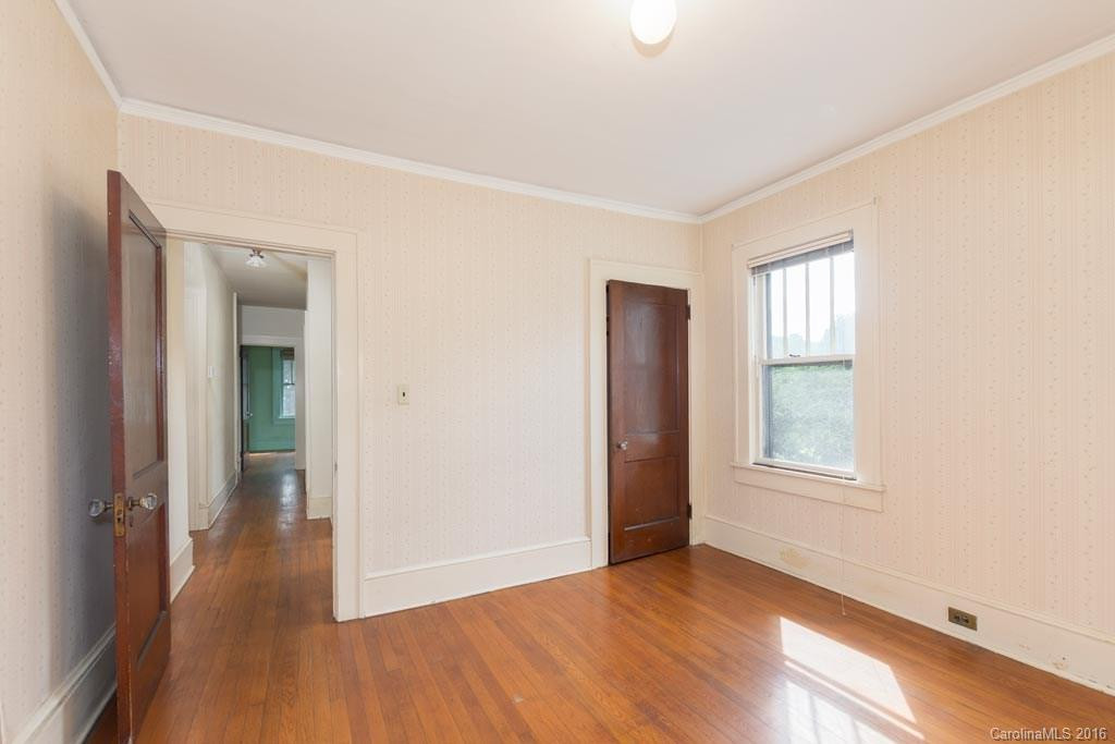 76 Harris Avenue - Photo 10