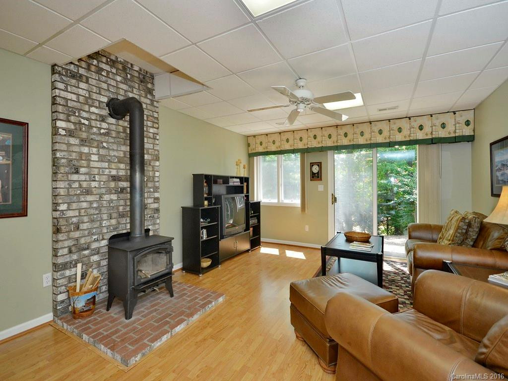 362 Mountain Valley Drive - Photo 13