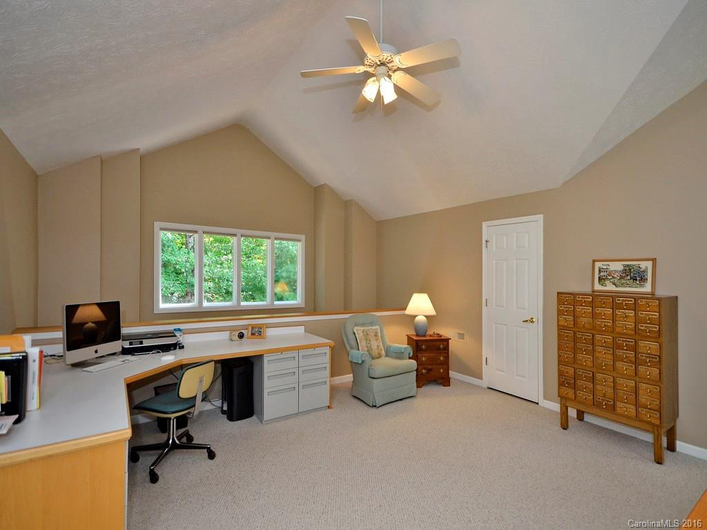362 Mountain Valley Drive - Photo 15
