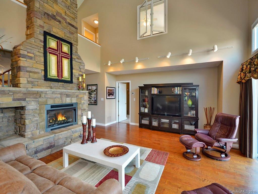 362 Mountain Valley Drive - Photo 5
