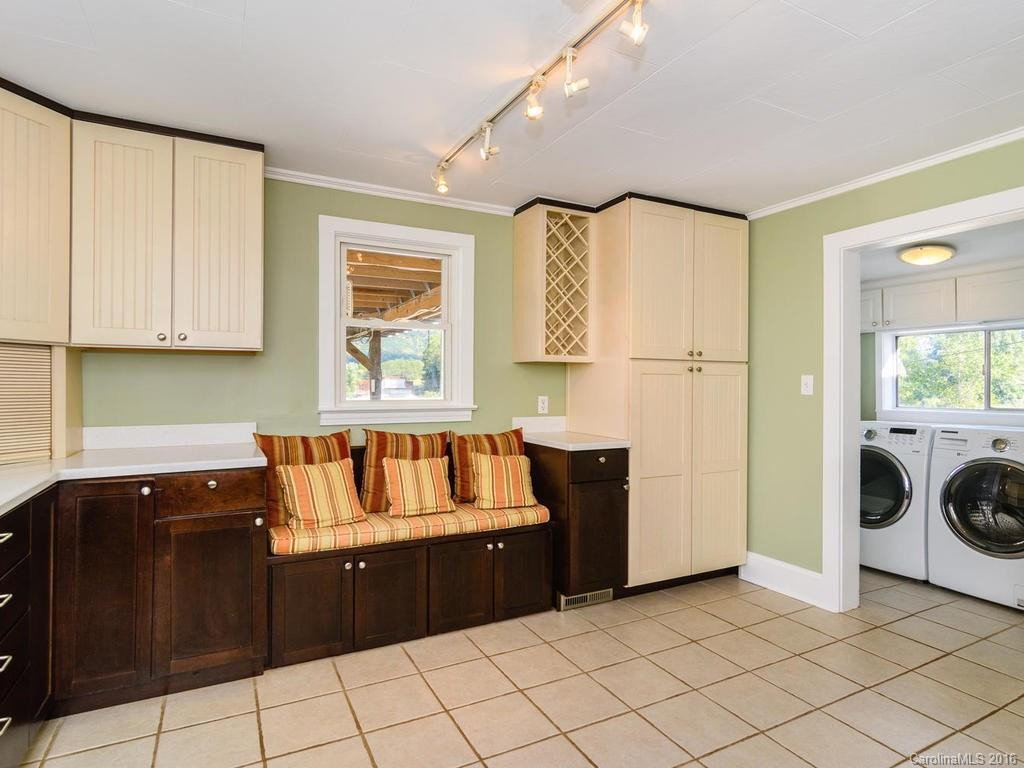 131 Jupiter Road - Photo 12