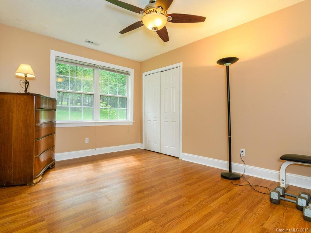 605 White Pine Drive - Photo 16