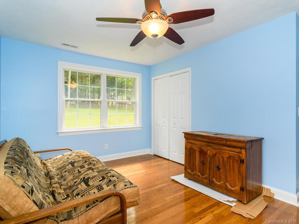 605 White Pine Drive - Photo 17