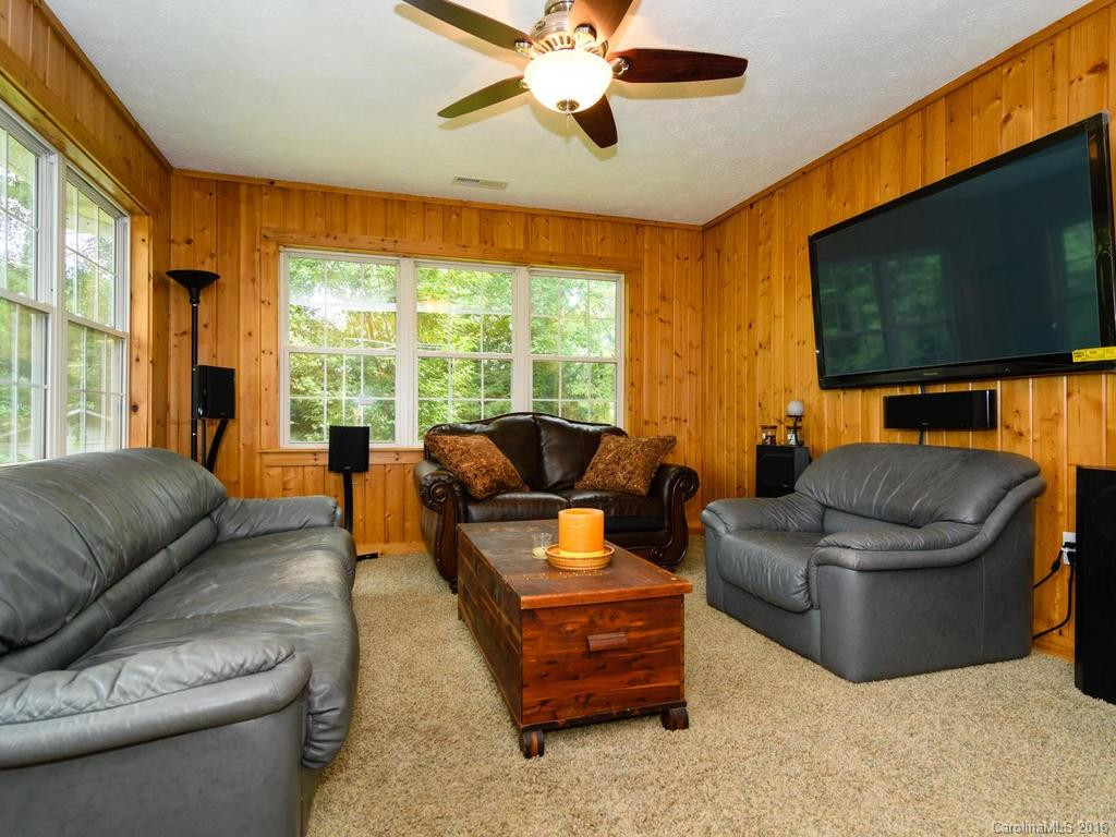 605 White Pine Drive - Photo 8