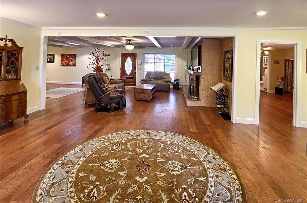 3860 Haywood Road - Photo 2